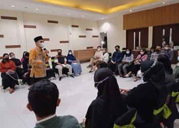 Mufti : Nangis Bareng, Yakin Masalah Teratasi