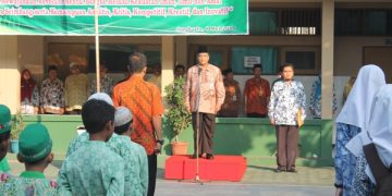 UPACARA PEMBUKAAN KOMPETISI SAINS MADRASAH DAN AKSIOMA BERJALAN LANCAR