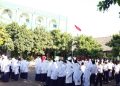 Melatih Kedisiplinan Siswa, MTs Al Islam Jamsaren Gelar Upacara HUT RI Ke-74