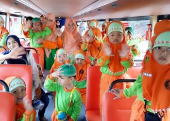 Jalan-jalan Sambil Belajar