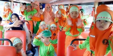 Jalan-jalan Sambil Belajar