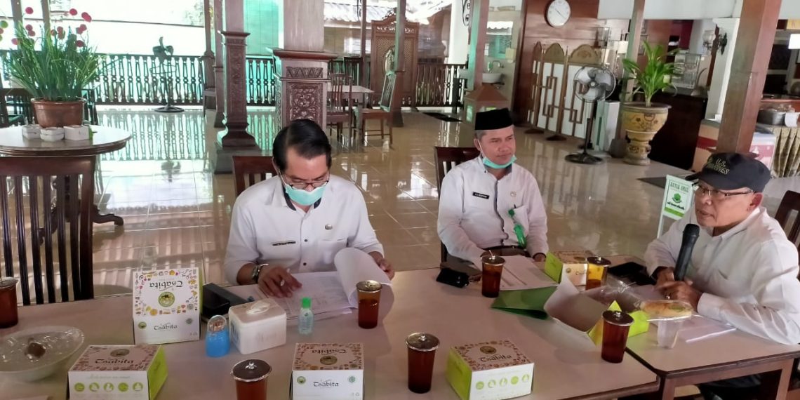 Rapat Evaluasi Pembangunan Gedung Pusat Pembelajaran Terpadu MAN 1 Surakarta