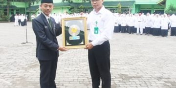 MAN 1 Surakarta Borong Piala Lomba HAB Kemenag