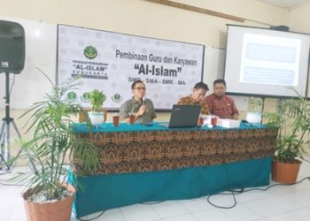 Menghadapi Revolusi Industri 4.0, Guru Harus Bisa Manfaatkan Teknologi