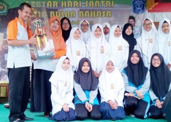 Secara  Mengejutkan, Kelas 7 Sabet  Juara  Lomba  Kolaborasi  Mapel  MTsN