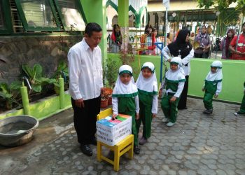 Dari RA Perwanida Surakarta untuk Lombok NTB