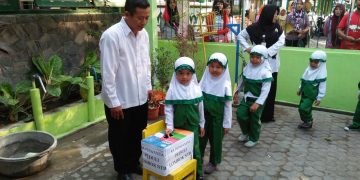 Dari RA Perwanida Surakarta untuk Lombok NTB