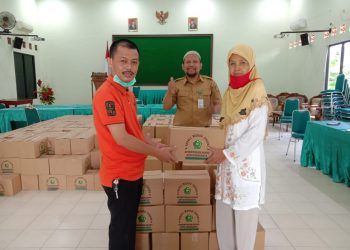 Peduli Dampak Corona (covid-19) Kemenag Surakarta salurkan Paket Sembako