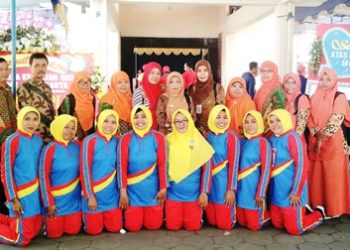 Lomba Senam HUT PGRI Tim IGRA Kemenag Surakarta Sabet Juara 1
