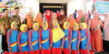 Lomba Senam HUT PGRI Tim IGRA Kemenag Surakarta Sabet Juara 1