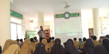 MTs Muhammadiyah Ska Giatkan Kajian Birul Walidain