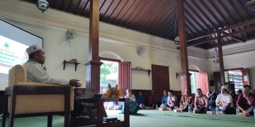 MA AL-ISLAM Jamsaren Surakarta mengadakan Seminar Parenting “Mendidik Generasi Qur’ani di Era Digital”