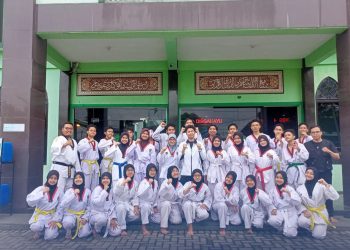 Sensasi Dilatih Master Taekwondo Korea