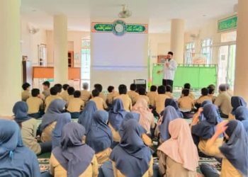 Silaturahmi Siswa kelas VI SD Muhammadiyah 8 Surakarta ke MTs Muhammadiyah Surakarta
