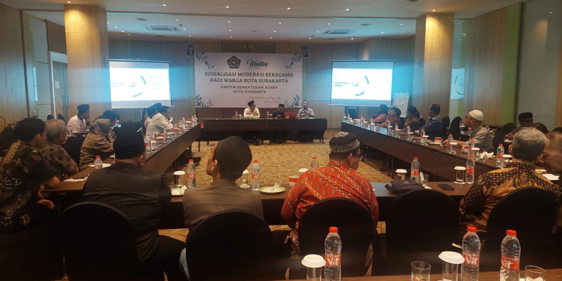 Kemenag Surakarta Sosialisasikan Moderasi Beragama pada Warga