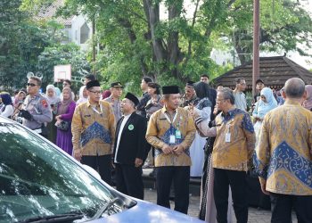 Mangayubagyo dan Pemberangkatan Jamaah Calon Haji Kota Surakarta Tahun 1445 H/ 2024 M Terlaksana Dengan Lancar dan Tepat Waktu