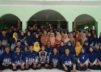 Mengantarkan Bapak Hidayat di Tempat Tugas Yang Baru