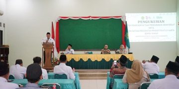 Pengukuhan Tim Hisab Rukyat dan Pengukuran Arah Kiblat Serta Pengukuhan Tim Percepatan Sertifikasi Harta Benda Wakaf