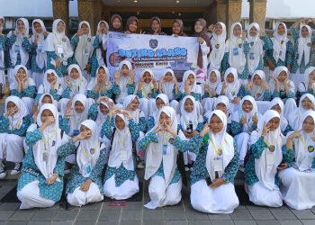 Tingkatkan Pengetahuan Budaya Indonesia, siswa MTs Muhammadiyah ikuti outingclass ke Museum Keris Nusantara