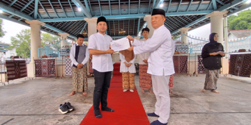 Launching Sarung Batik Masjid Agung Surakarta: Kolaborasi Budaya dan Religi