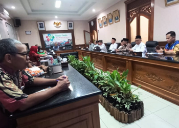Pemkot Surakarta Gelar Rapat Persiapan Pemanfaatan dan Tinjau Lokasi Masjid Taman Sriwedari