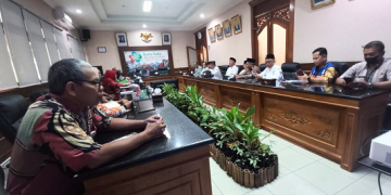 Pemkot Surakarta Gelar Rapat Persiapan Pemanfaatan dan Tinjau Lokasi Masjid Taman Sriwedari