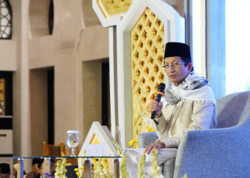 Menteri Agama RI Hadiri Peringatan Nuzulul Qur’an dan Humanitarian Day di Masjid Zayed Solo