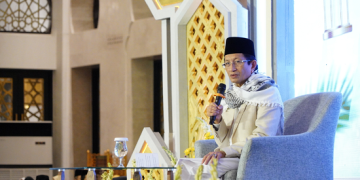 Menteri Agama RI Hadiri Peringatan Nuzulul Qur’an dan Humanitarian Day di Masjid Zayed Solo