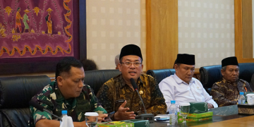 Kankemenag Kota Surakarta Serukan Harmonisasi Regulasi Kuliner Halal di Hadapan Walikota