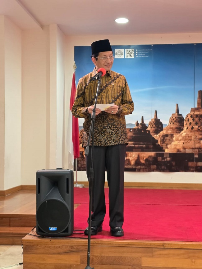 Bertolak ke Vatikan, Menag Hadiri Pertemuan Internasional untuk Perdamaian