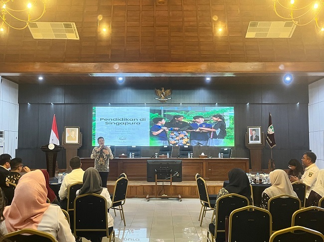 Singapura Perluas Jejak Beasiswa ASEAN Di Solo, Perkuat Hubungan Bilateral Melalui Pendidikan