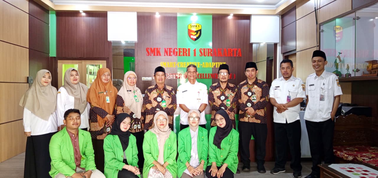 Perkuat Karakter Pelajar, KUA Pasar Kliwon Gelar BRUS di SMKN 1 dan SMAN 9 Surakarta