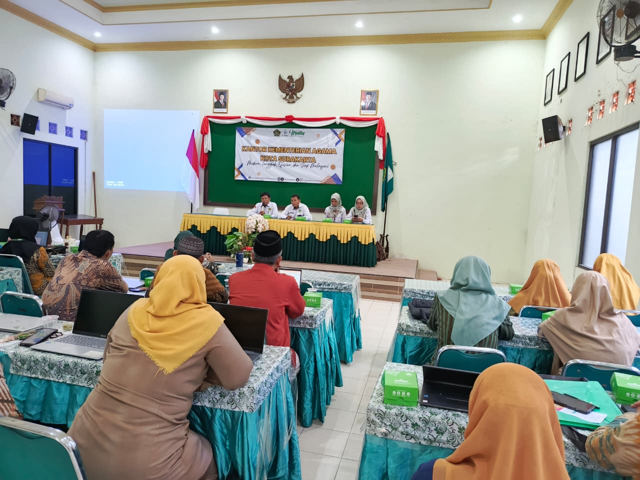 Kemenag Surakarta Tekankan Pentingnya PPG dan Ketelitian Validasi Data Guru PAI