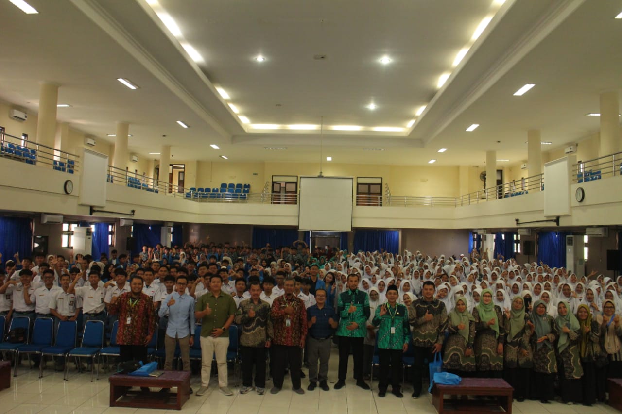 MALISKA GOES TO CAMPUS: MA Al-Islam Jamsaren Surakarta Tanamkan Mimpi Besar Siswa Menuju Perguruan Tinggi Unggulan