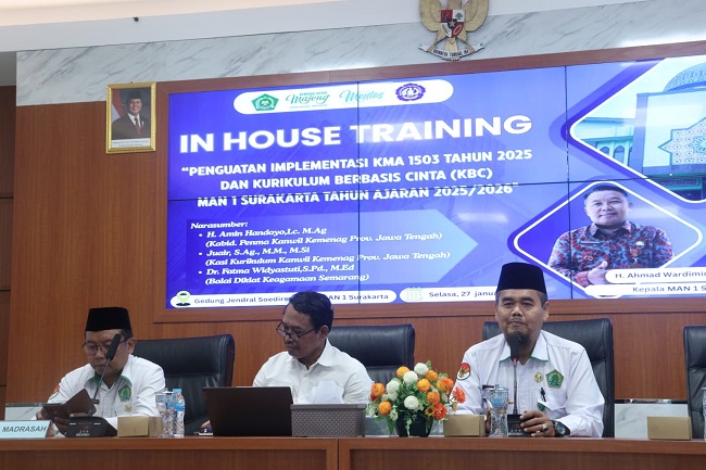 In House Training KMA No. 1503 Tahun 2025: “MAN 1 Surakarta Integrasikan Hati Dalam Edukasi, Mantapkan Kurikulum Berbasis Cinta”