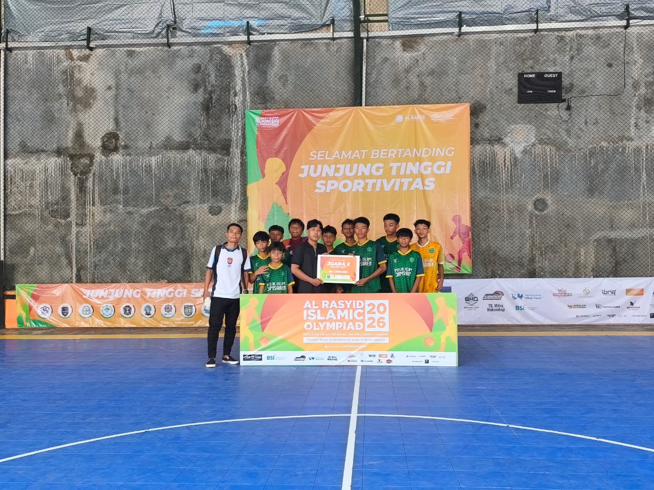 Sabet Juara 2 se Jateng dan DIY Tim Futsal Mts SA Al Islam Jamsaren (Matsalja) Runner Up dalam Ajang Al Rasyid Islamic Olympiad Tahun 2026