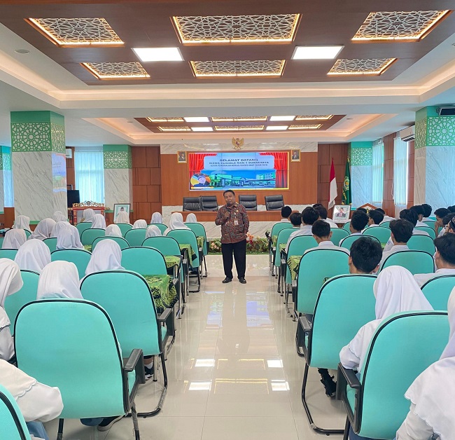 Perkuat Persiapan Masuk PTN, 189 Siswa Eligible MAN 1 Surakarta Terima Pembekalan Strategis Menuju SNBP 2026