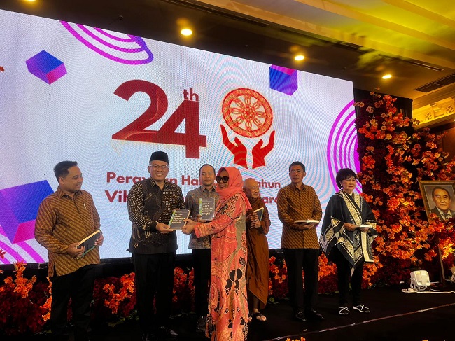 Peringatan HUT ke 24 Vihara Dhamma Sundara, Wali Kota Dan Kakankemenag Kota Surakarta Perkuat Moderasi Beragama Lewat Refleksi “The Dual Nature of The Human Mind”