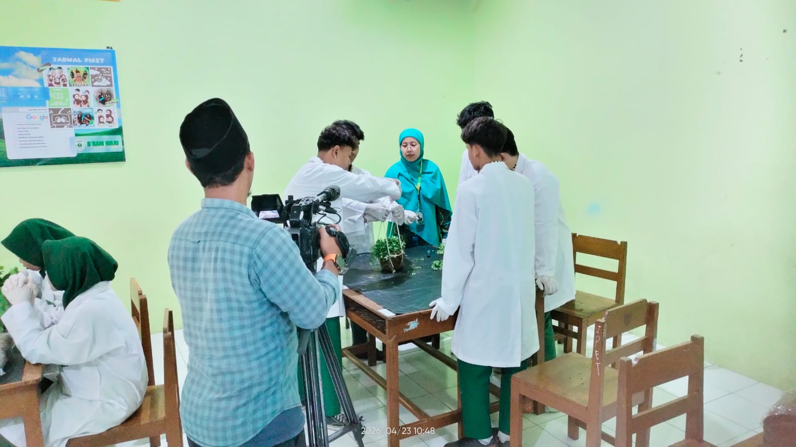 Peliputan Trans TV di MA Al-Islam Surakarta dan Pondok Pesantren Jamsaren: Sinergi Pendidikan, Spiritual, dan Keterampilan Generasi Muda