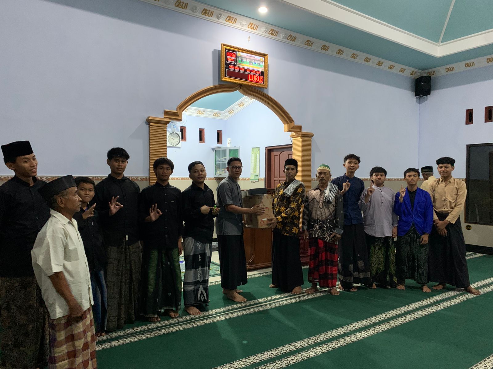 Rihlah Bermakna : Pondok KHAD MTs Muhammadiyah Surakarta Berbagi di Rongkop dan  Tadabur Alam Pantai Gunungkidul