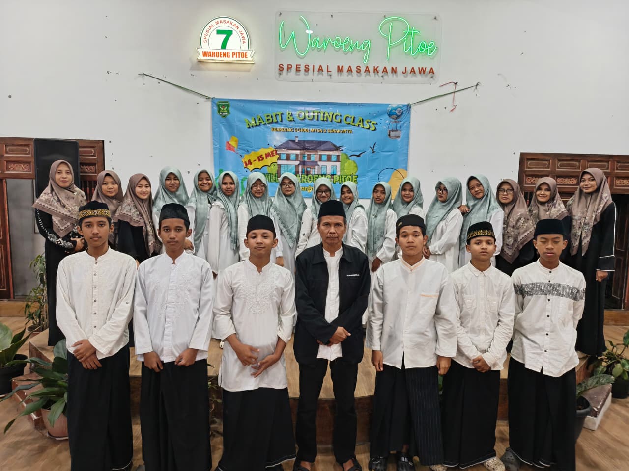 Dorong Madrasah Unggul, Kemenag Surakarta Apresiasi Program Boarding MTsN 2 Surakarta