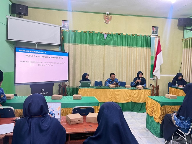 Sentuhan Cinta Dalam Pembelajaran, MAN 1 Surakarta Sosialisasikan Modul Ajar Terintegrasi Bangga Kencana