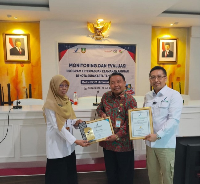 Terima 2 Penghargaan Dari BPOM, MAN 1 Surakartan Tegaskan Jadi Role Model Penerapan Keamanan Pangan Sekolah