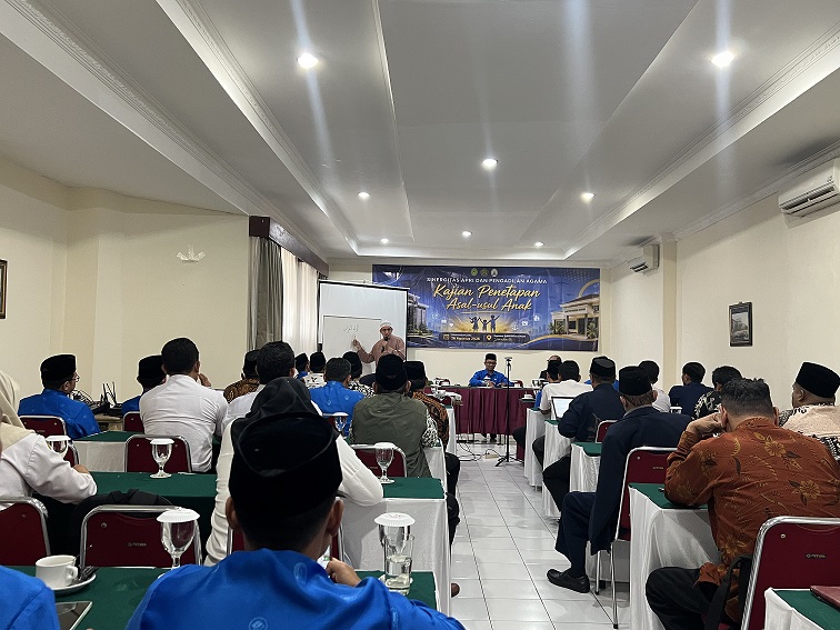 Seminar Hukum PC APRI Kota Surakarta Bahas Asal Usul Anak Perspektif Yuridis dan Normatif
