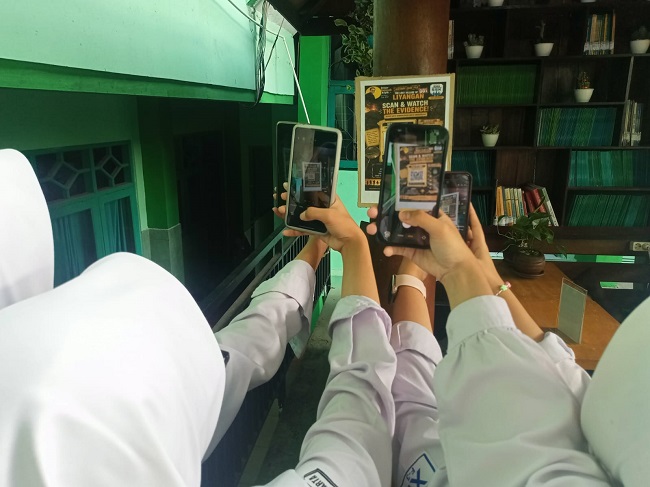 Integrasikan Sejarah Dengan Sekolah Siaga Kependudukan, Siswa Boarding School MAN 1 Surakarta Belajar Demografi Melalui Investigasi Situs Liyangan