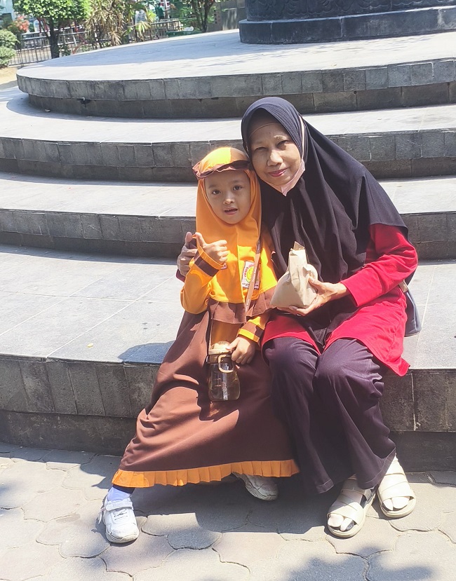 RA Palma Berbagi Nasi Bungkus”, Tanamkan Empati dan Karakter Religius Anak Sejak Dini