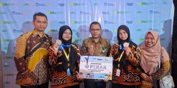 Meneliti Itu Seru! Tim Aksara MTsN 1 Surakarta Raih Medali Perak Tingkat Nasional di OPSI 2026
