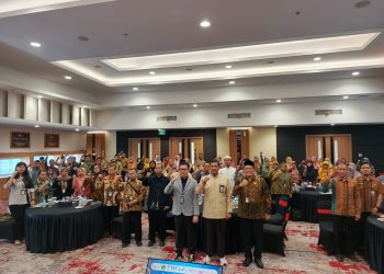 Kemenag Surakarta bersama OJK Dorong Guru Madrasah Jadi Agen Literasi Ekonomi dan Keuangan Syariah