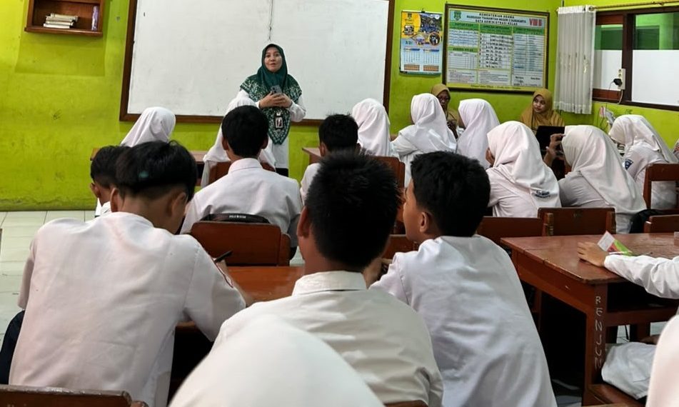 Rawat Luka yang Tak Terlihat, MTsN 2 Surakarta Belajar Pertolongan Pertama Psikologis Bersama Puskesmas Pajang